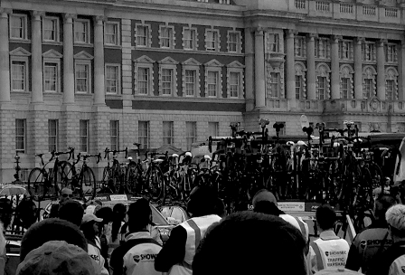 Radträger vor der Horseguard's Parade